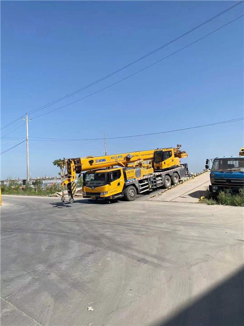 新晃吊车作业时，可能会产生哪些额外收费项目？