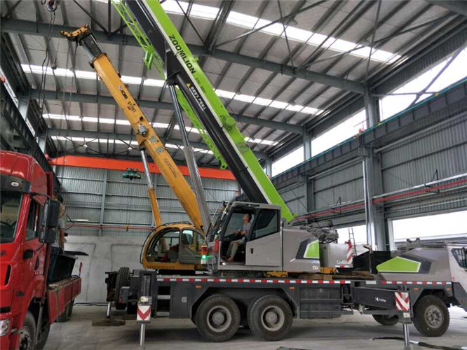 新晃高空车出租需要注意哪些安全事项？