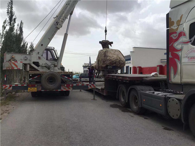 新晃狭窄场地（如小区、车间）适合用哪种吊车？